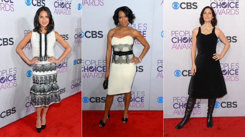 Illustration for article titled Celebs Dress to Burn Retinas at the People's Choice Awards